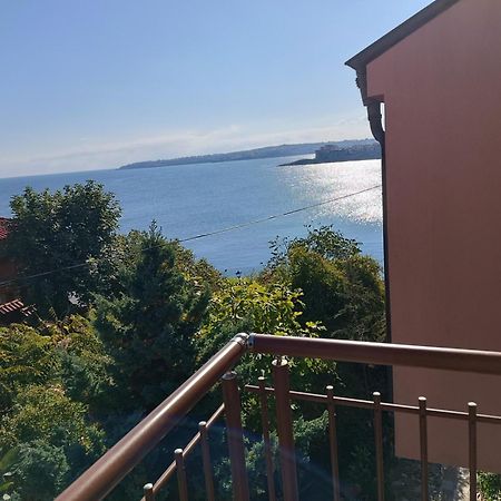 Farlalievi Guest House Sozopol Exterior photo