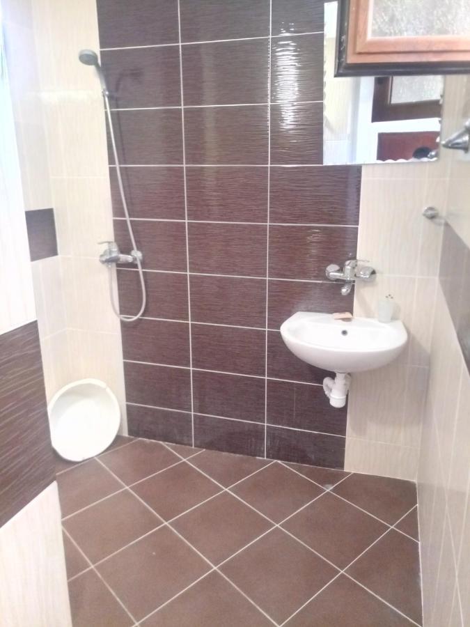 Farlalievi Guest House Sozopol Exterior photo